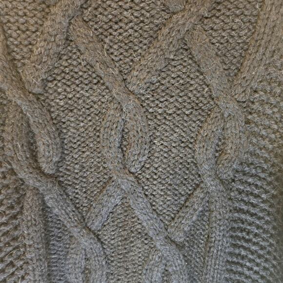 Gap Navy blue chunky cable knit mock turtleneck sweater.  Size M - Picture 5 of 5